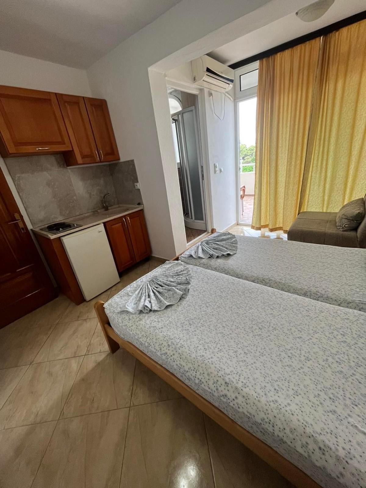 Sand And Sea Apartments Ulcinj Luaran gambar