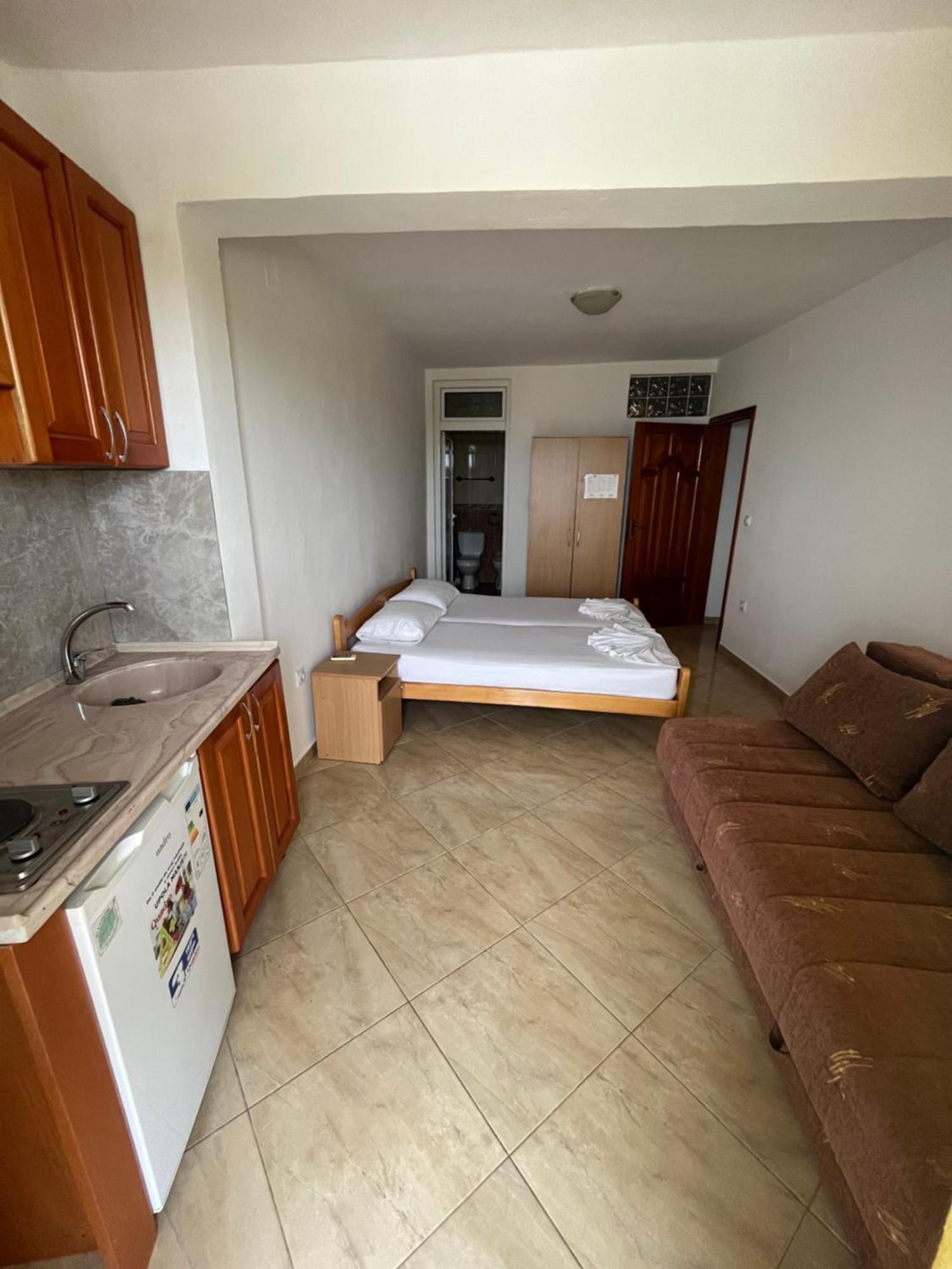 Sand And Sea Apartments Ulcinj Luaran gambar